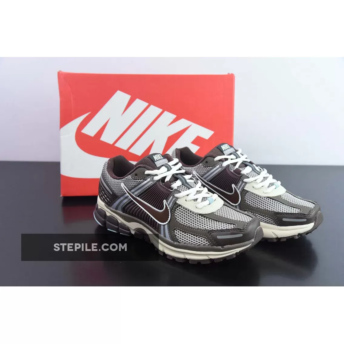 Nike Vomero 5 Light Iron Ore/Earth/Fossil' FD9920-022 - nike wmns zoom vomero 5