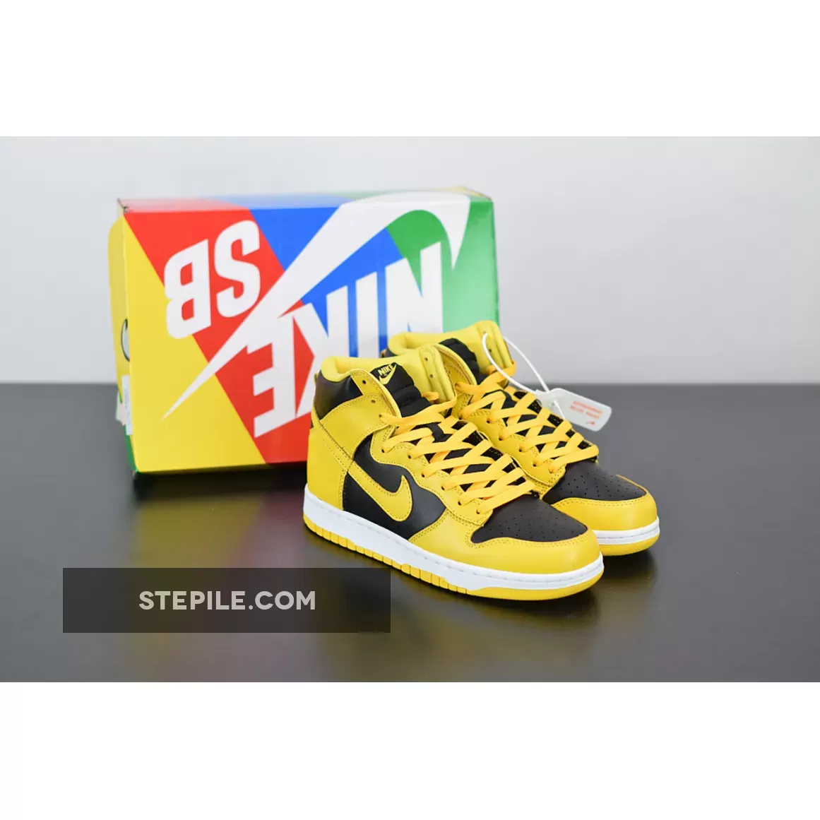 Nike Dunk High Sp 'Varsity Maize' Black / dunk high varsity maize