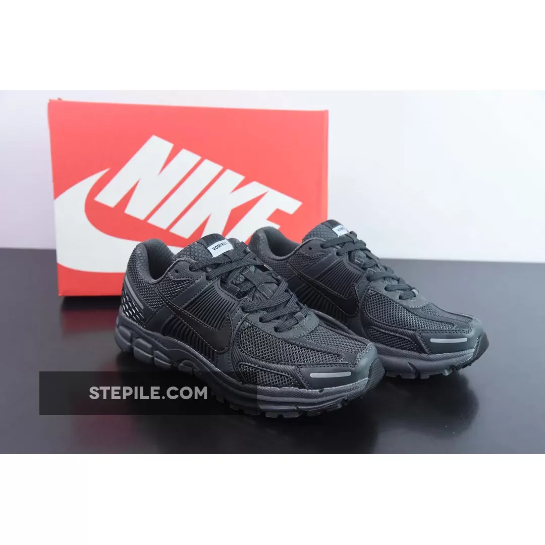 Nike Zoom Vomero 5 Anthracite BV1358-002 / nike zoom vomero 5 black