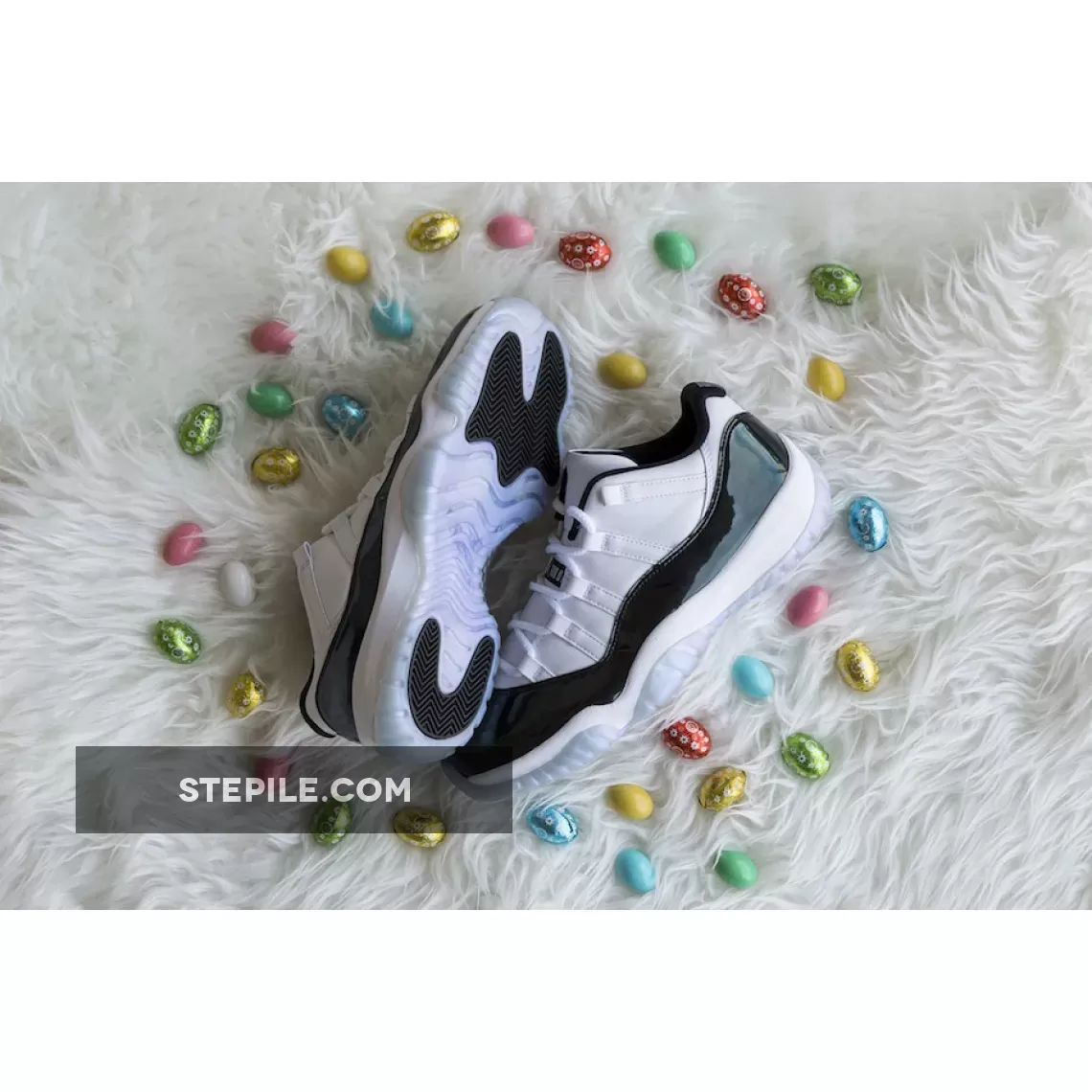 Jordan 11 Retro Low Iridescent 528895-145 Restock