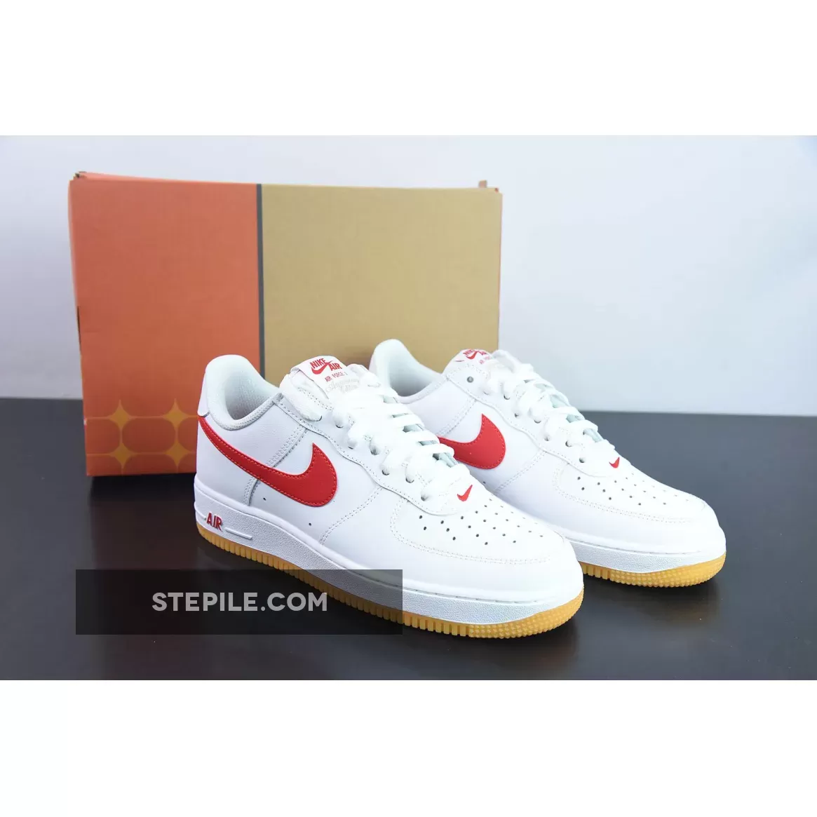 Nike Air Force 1 07 Low Color of the Month University Red Gum | NIKE AF1 82 DJ3911-102