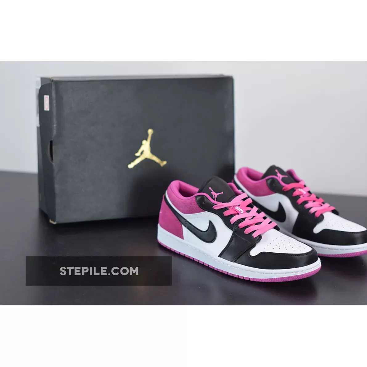 Air Jordan 1 Low Black/White-Magenta CK3022-005 For Sale