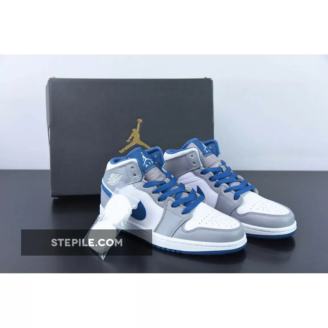 Air Jordan 1 Mid Cement Grey/True Blue/White DQ8426-014